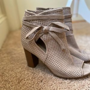 Brown tan ankle booties